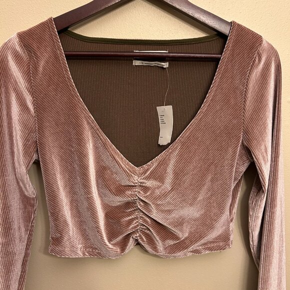 NWT Urban Outfitters Paradox Ruched Cropped Long Sleeve Top Mauve Pink Sz Large - Picture 3 of 13